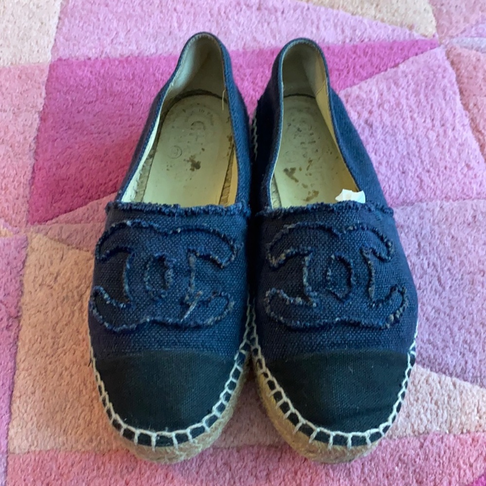 CHANEL Denim/Black Espadrilles